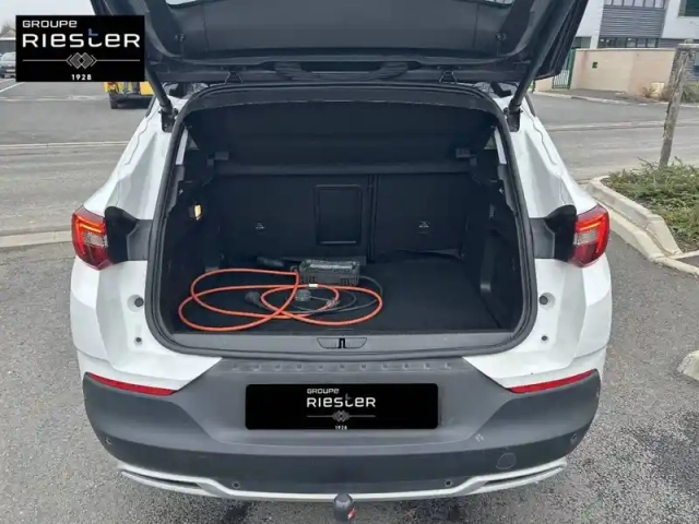 Opel Grandland X hybrid 225 ch bva8 — photo 6