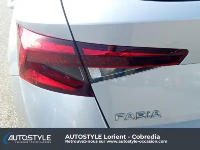 Skoda Fabia 1.0 tsi 95ch ambition — photo 4