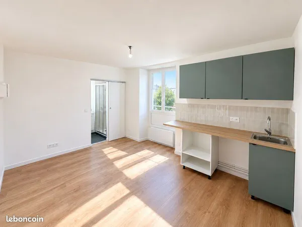 Studio 19 m2 Brie Comte Robert 77170
