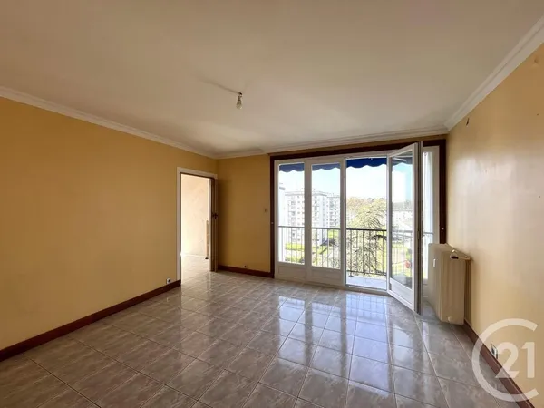 Appartement 4 pièces 76 m²