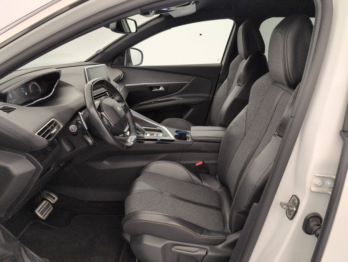 Peugeot 3008 — photo 16