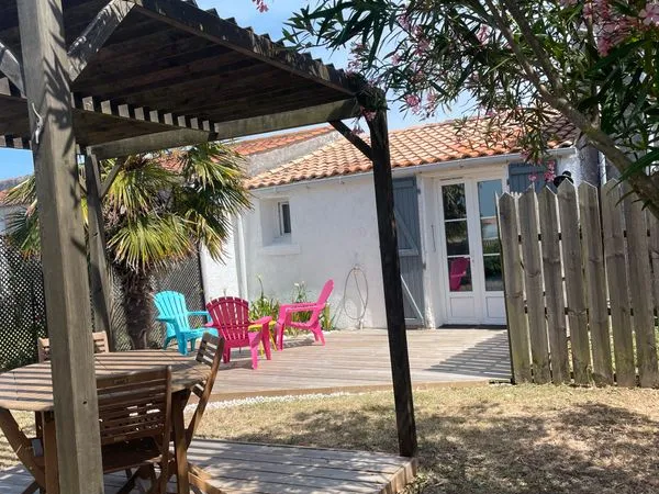 Charmante Maison sur l'île D'Oléron 46 m2 + Garage 15 m2