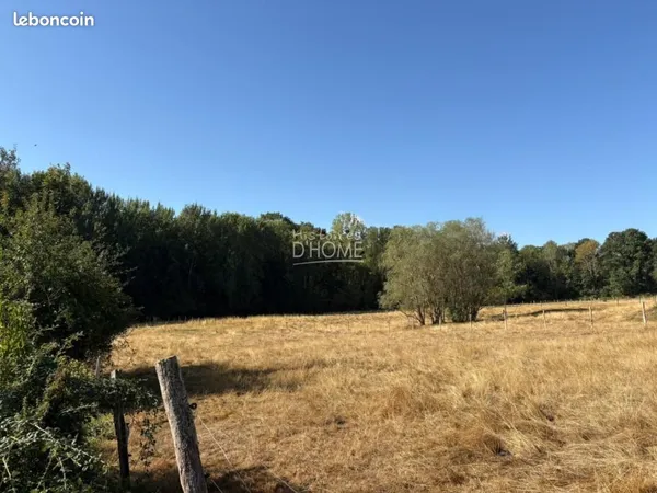 Terrain 3 660 m² La Ferte Gaucher