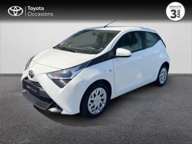 Toyota Aygo 1.0 vvt-i 72ch x-play 5p my20 — photo 1