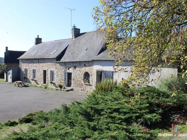 Fermette sur 1ha 93 à Saint Pierre des Landes