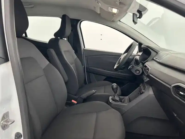 Dacia Sandero eco-g 100 — photo 23