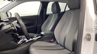 Peugeot 2008 1.2 PureTech 130ch S&S Allure EAT8 — photo 9