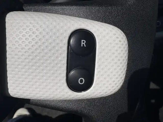 Renault Twingo iii sl limited sce 65 — photo 14