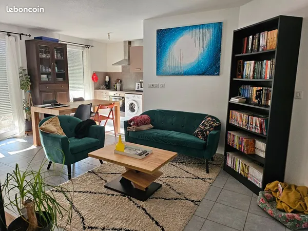 Loue Appartement 3 pièces - 60 m² - Balcon