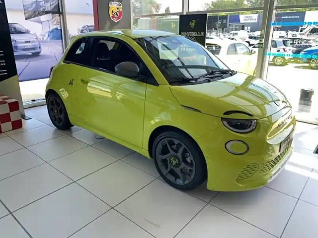 Abarth 500 e 155 ch — photo 13