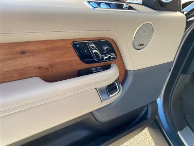 Land Rover Range Rover mark vii swb p400e phev si4 2.0l 400ch — photo 10