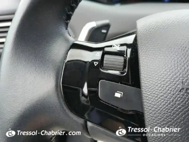 Peugeot 308 puretech 130ch s&amp;s eat8 allure — photo 19