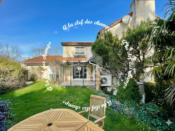 Maison 7 pièces 135 m²