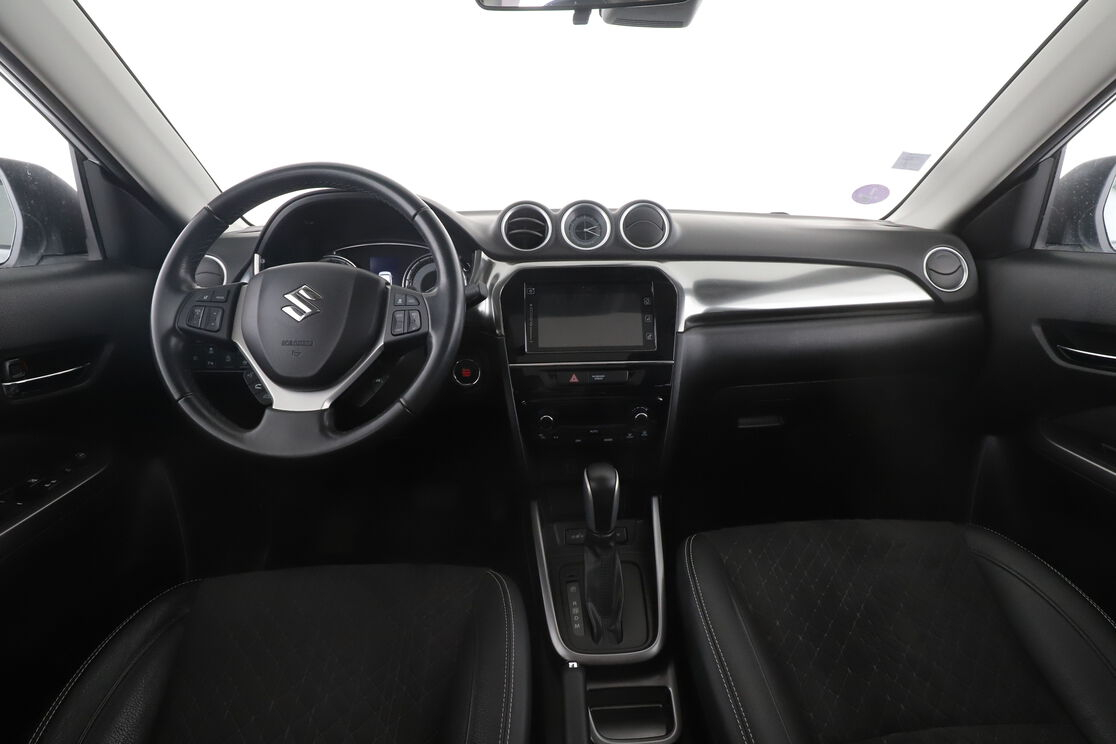 Suzuki Vitara 1.4 BoosterJet Hybrid Style Auto — photo 11