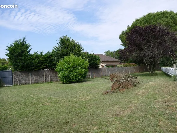Terrain 421 m² MEDIS