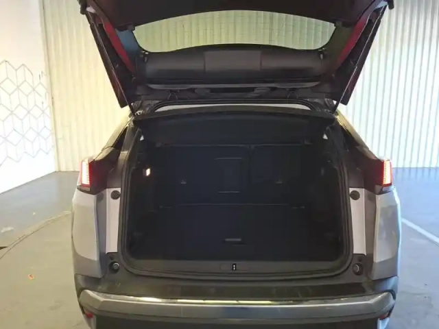 Peugeot 3008 puretech 130ch s&amp;s bvm6 — photo 12