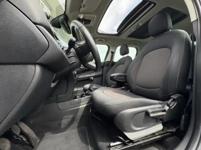 Mini Countryman one d 116ch essential — photo 10