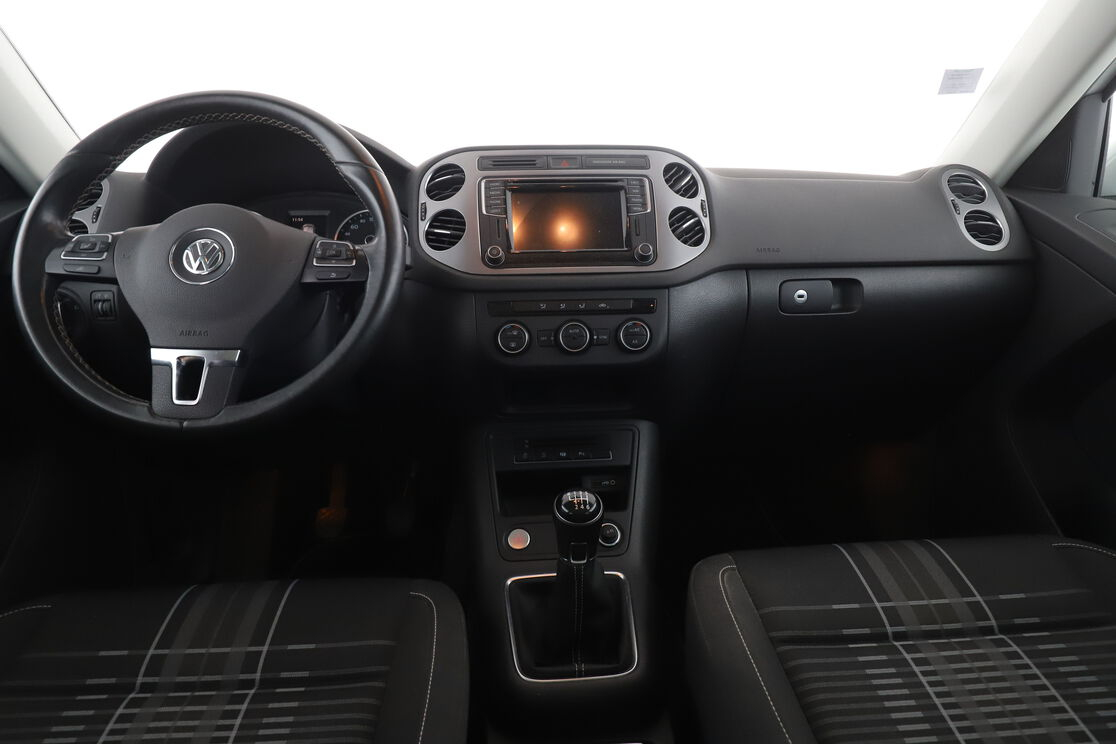 Volkswagen Tiguan 2.0 TDI BlueMotion Tech Lounge — photo 11