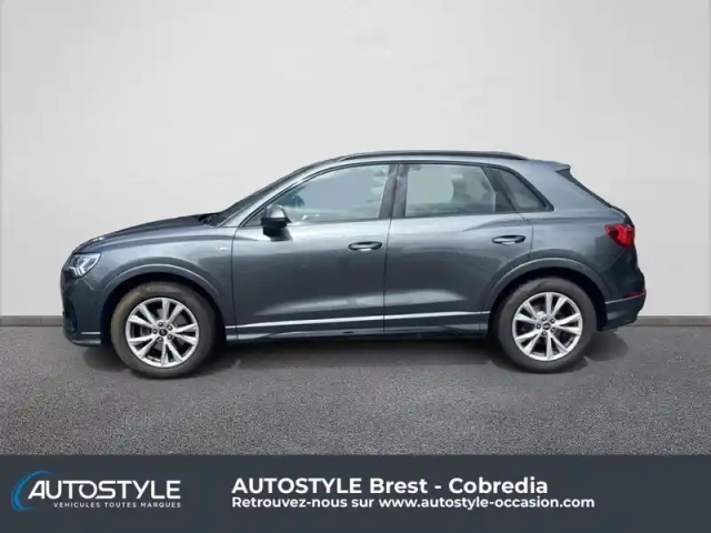 Audi Q3 35 tdi 150ch s line s tronic 7 — photo 8