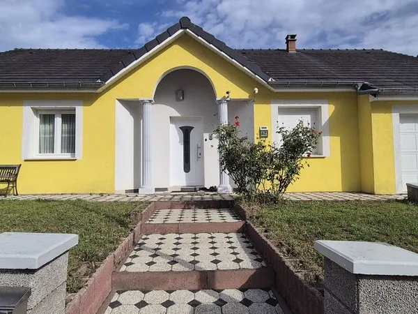 Maison 5 pièces 120 m²