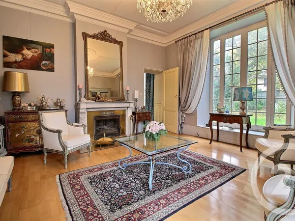 Maison 7 pièces 194 m²