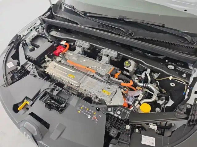 Renault Megane e-tech ev60 220 ch optimum charge — photo 184