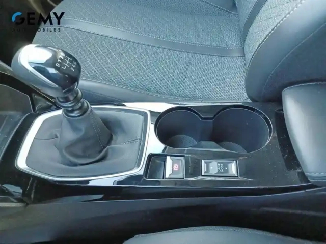 Peugeot 208 puretech 100 s&amp;s bvm6 — photo 16