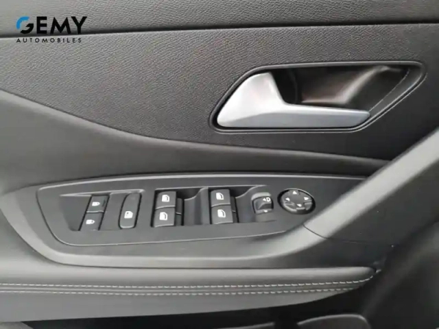 Peugeot 308 hybrid 145 e-dcs6 — photo 16