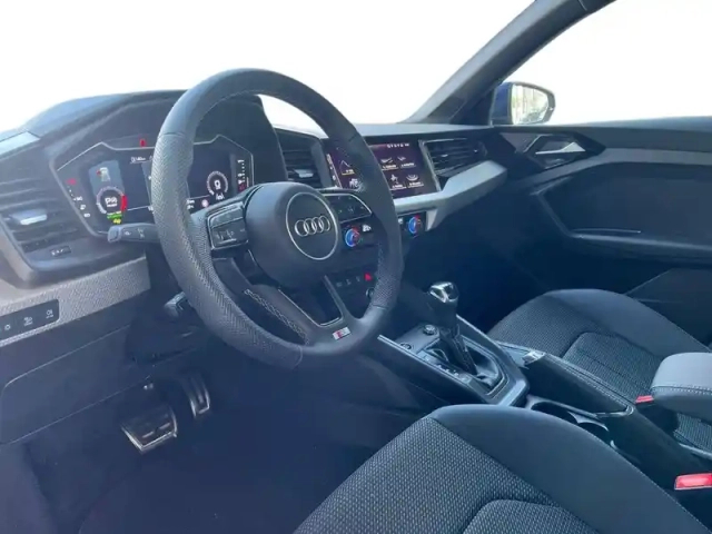 Audi A1 sportback 35 tfsi 150 ch s tronic 7 — photo 15