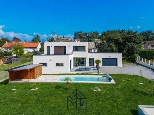 SUPERBE VILLA COMPTEMPORAINE VILLEREST - PROXIMITE BOURG - RARE A LA VENTE