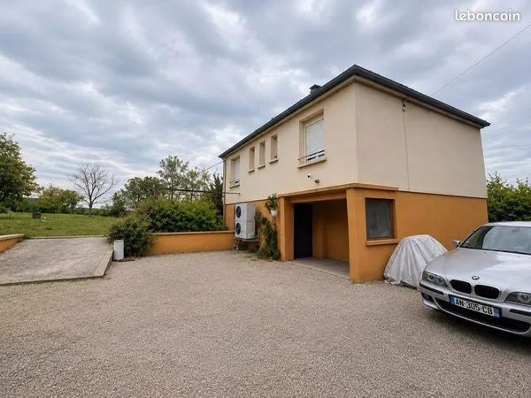 Maison avec 2 500 m² de terrain et fort potentiel - Beaufort-Orbagna (39)