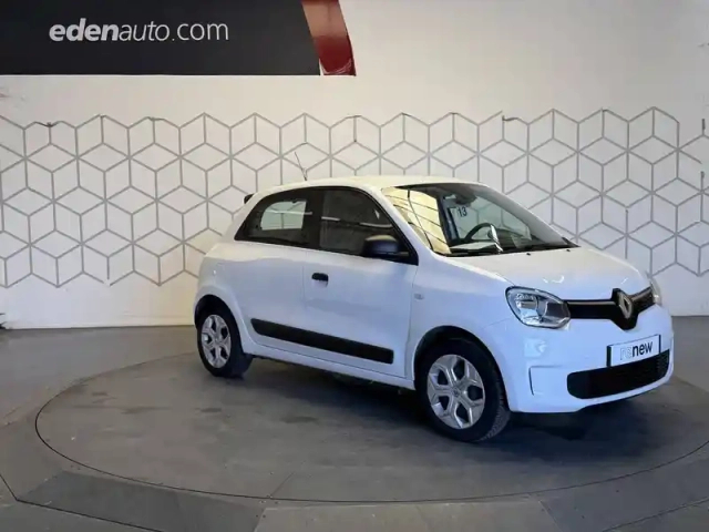 Renault Twingo iii e-tech — photo 14