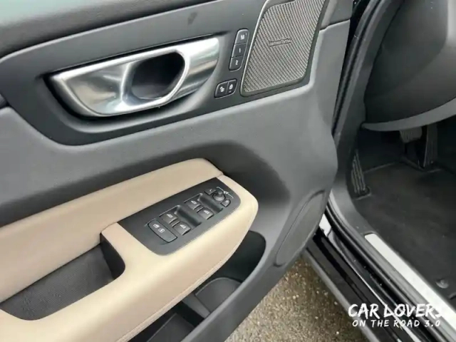 Volvo Xc60 t6 awd hybride rechargeable 253 ch+145 ch geartronic 8 — photo 20