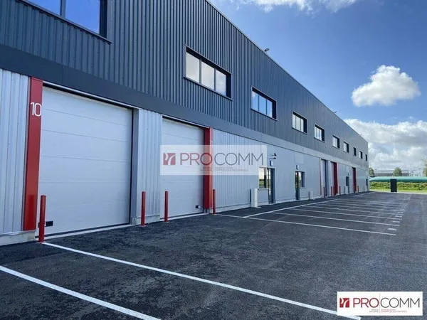 Local d'activité 324 m²