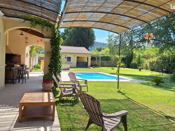 Maison 6 pièces 172 m²