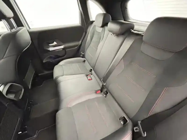Mercedes Classe B 180 amg line edition — photo 54