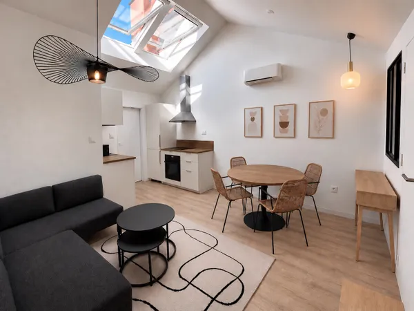 Appartement entièrement rénové et climatisé