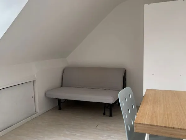 Studio 3 pièces 10 m²