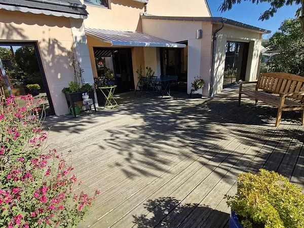 Maison contemporaine d'exception 189 m2 4 chambres Ter