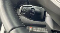Peugeot 2008 1.2 PureTech 130ch S&S Allure EAT8 — photo 19