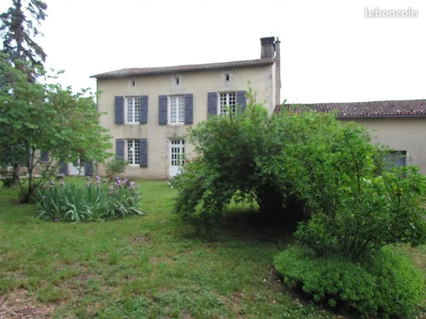 Propriété 7 pièces 200 m²