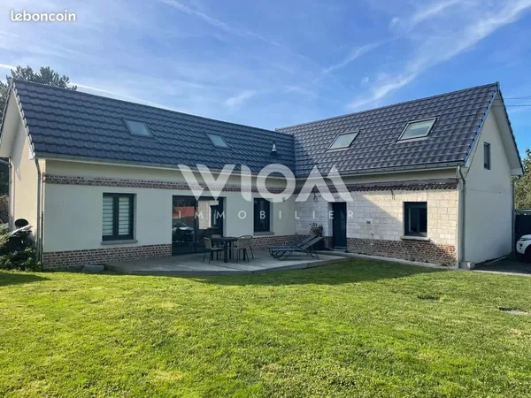 Propriété 7 pièces 106 m²