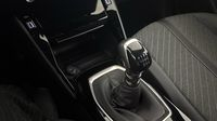Peugeot 2008 1.2 PureTech 100ch S&S Allure — photo 29