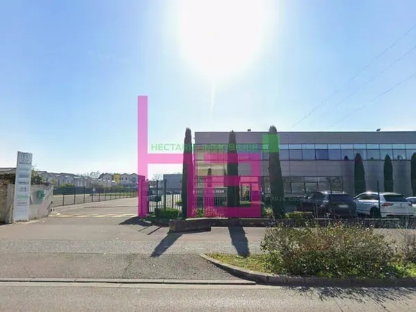 Local d'activité 340 m²
