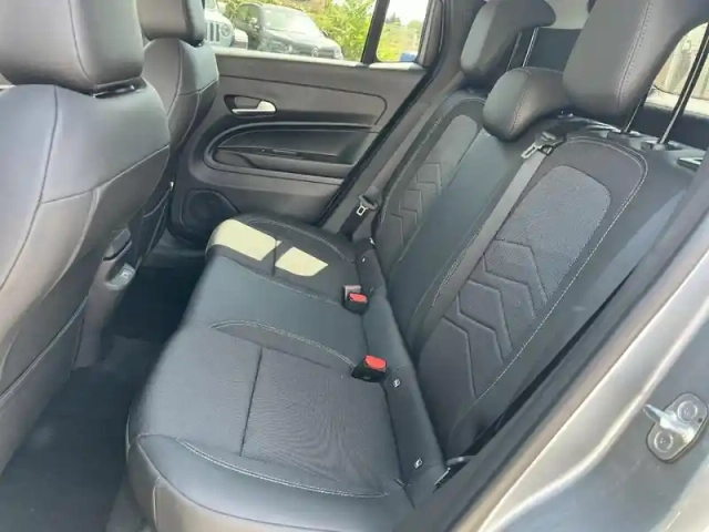 Jeep Avenger 1.2 turbo t3 100ch summit — photo 10
