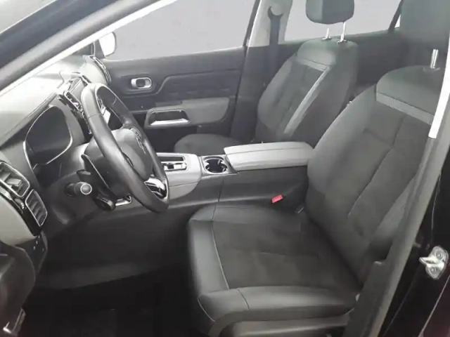 Citroën C5 Aircross hybride rechargeable 225 e-eat8 — photo 11