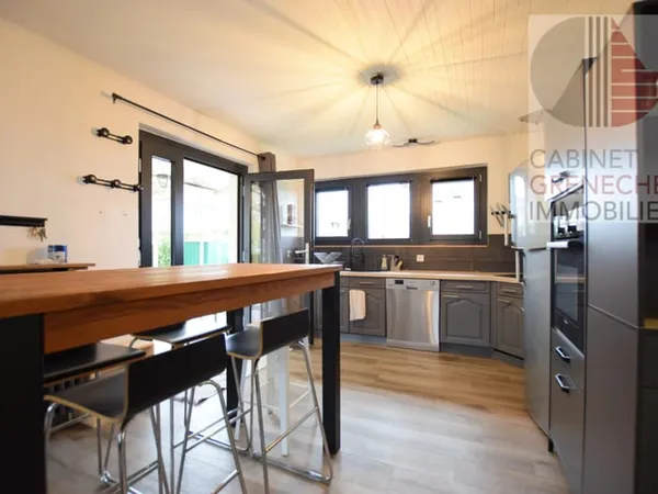 Bel Appartement de type 3 pièces meublé de 62m2 situé dans un quartier calme et résidentiel