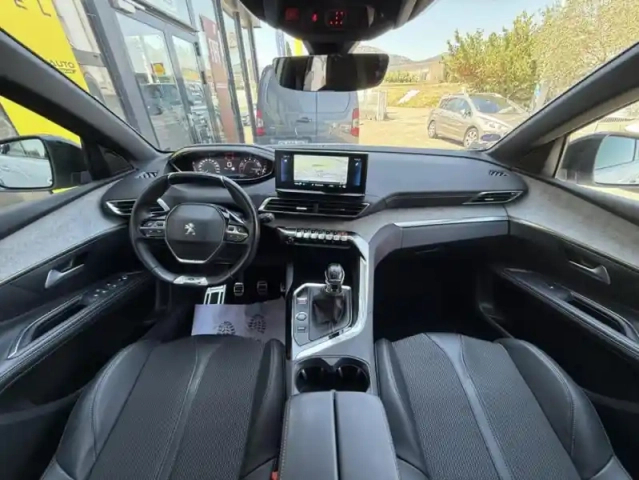 Peugeot 5008 ii puretech 130 s&amp;s gt — photo 6