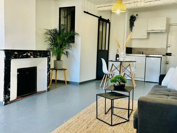 Appartement T1 - 28 m² - Centre-ville Toulon (Cours Lafayette)