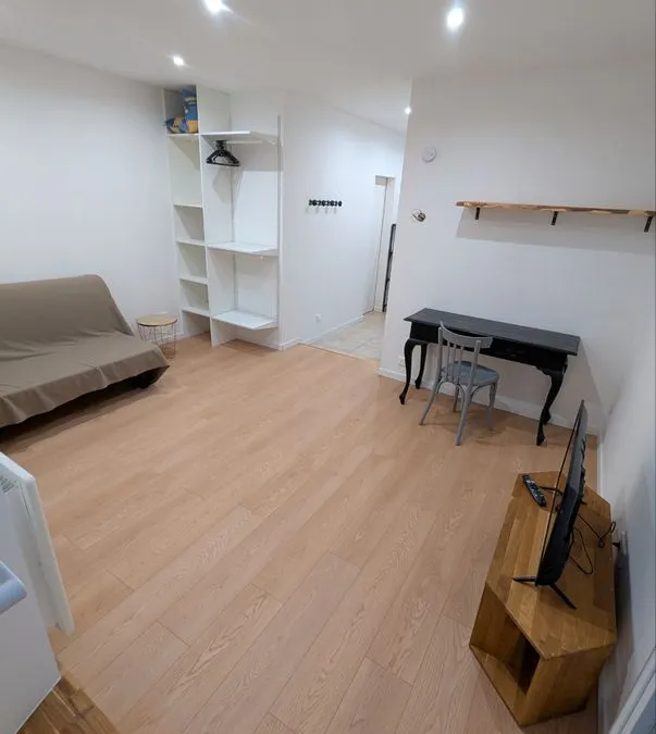 Photo 1